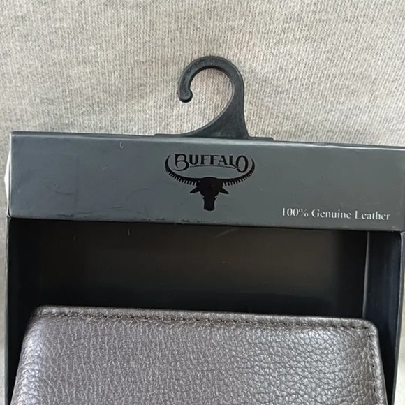 Buffalo Men's Bi Fold Wallet - Picture 2 of 8